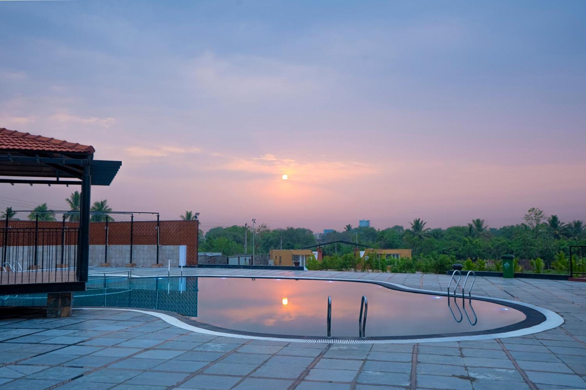 Serene Resort Hyderabad Shamshabad Luaran gambar