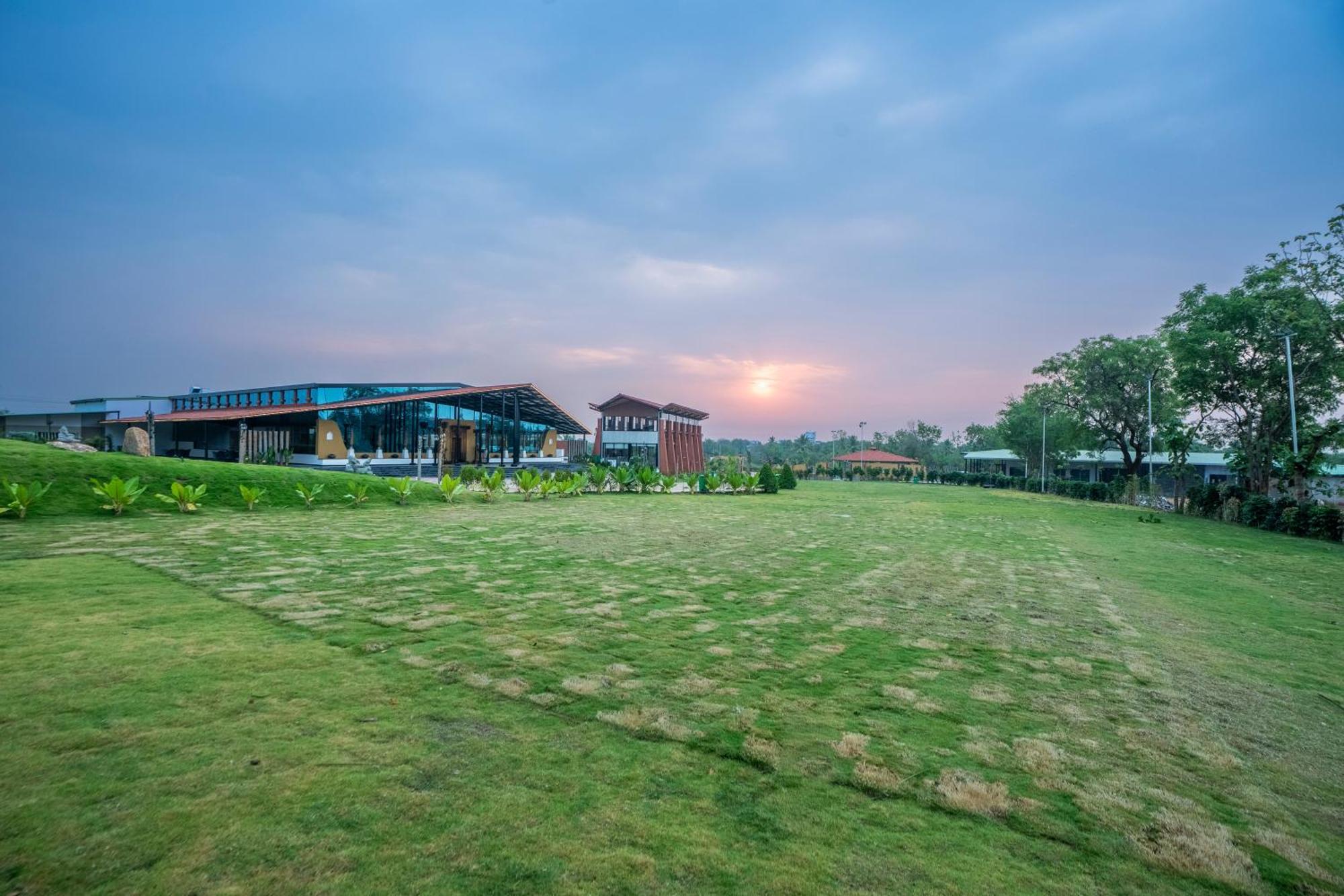Serene Resort Hyderabad Shamshabad Luaran gambar