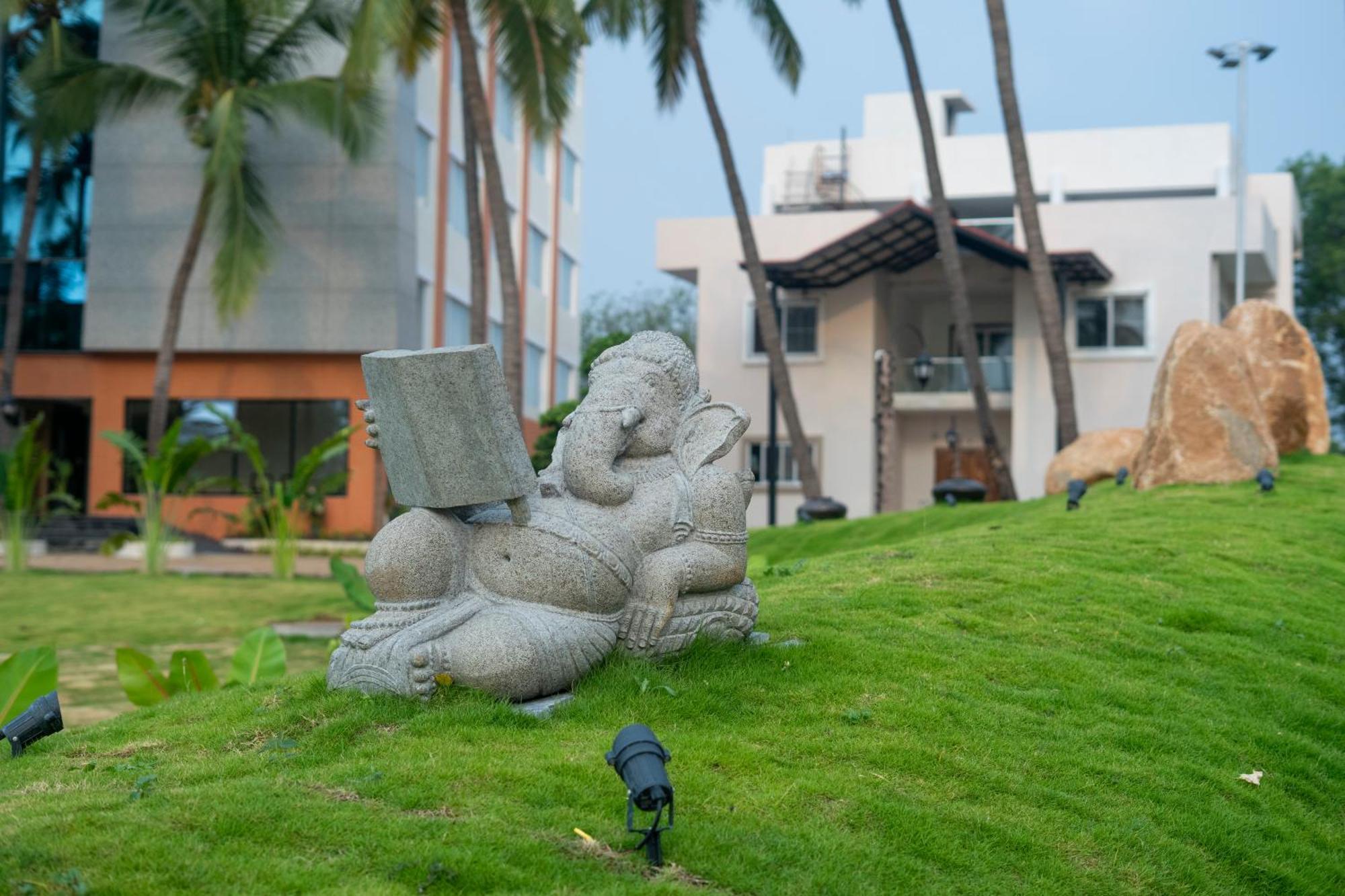 Serene Resort Hyderabad Shamshabad Luaran gambar